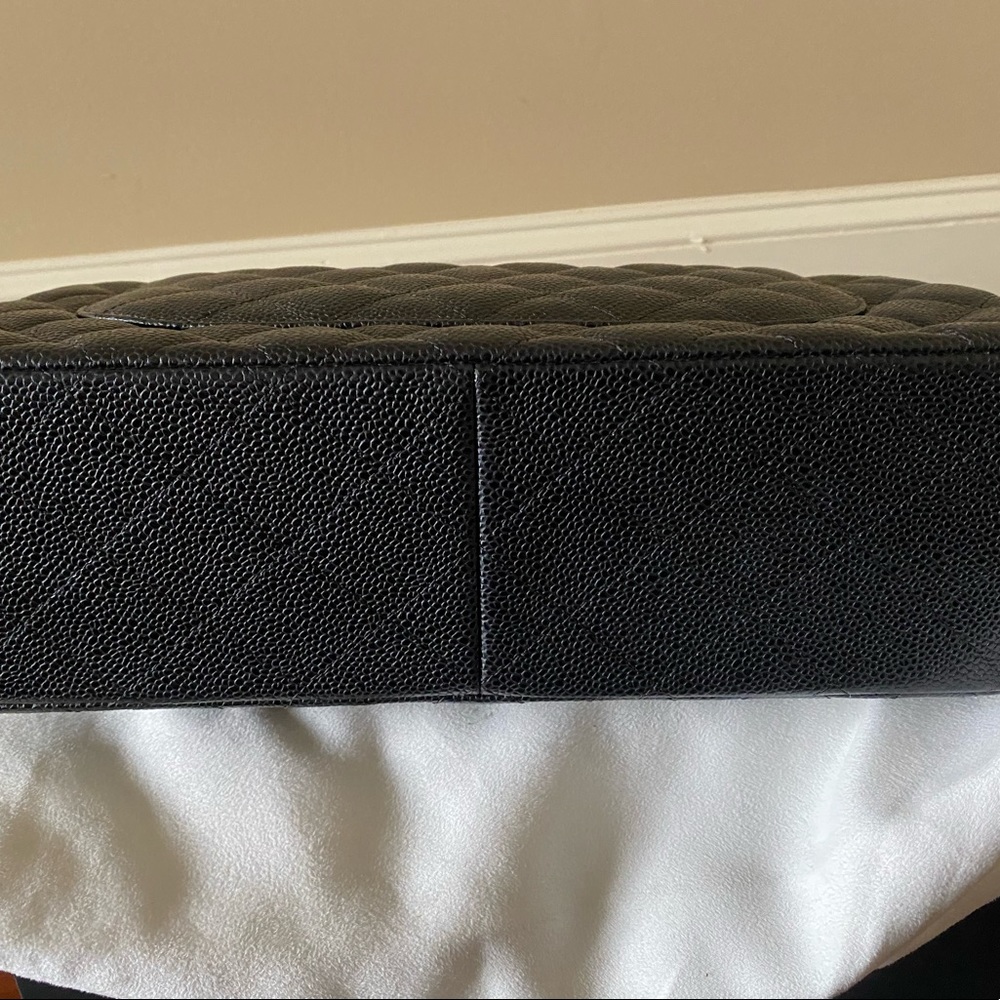 Authentic Classic Chanel black cavier jumbo - Picture 7 of 10